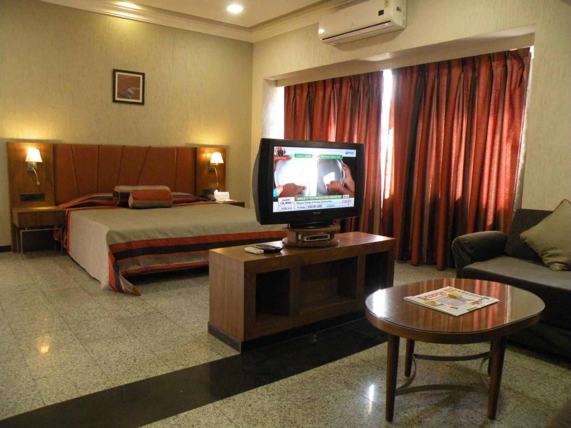 Nasiklub Hotel Exterior photo